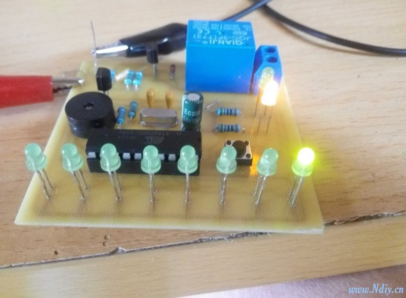 充電機(jī)定時(shí)器電路板圖