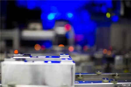 特斯拉Model S充電機充電鋰離子蓄電池PACK系統帶來“新革命”